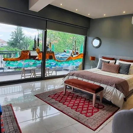 Apartment River Larissa