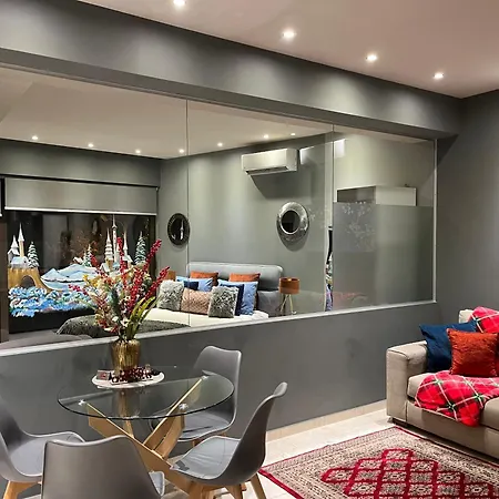 Apartament River Larissa